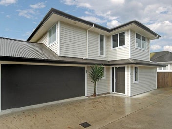 Image 1 of 7