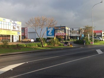 Image 1 of 4