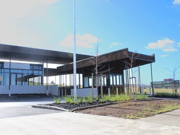 Image 1 of 6