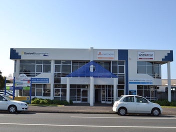 Image 1 of 8