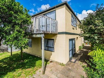 Image 1 of 18