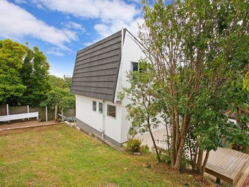 Affordable Home In Mellons Bay