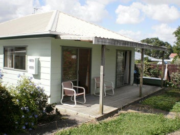 Image 1 of 3