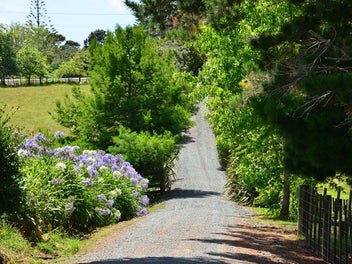 LIFESTYLE BY THE SEA IN SOUGHT AFTER ALGIES BAY