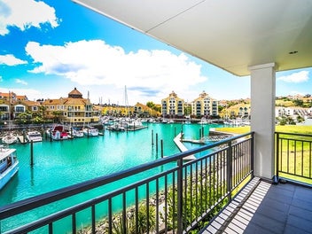 Waterfront Dream Home in Gulf Harbour Marina