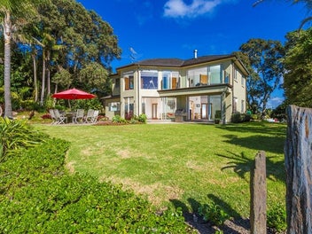 Sun-drenched Cliff Top Oasis