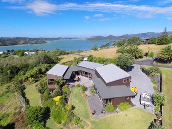 CONTEMPORARY AND DELIGHTFULLY DIFFERENT!