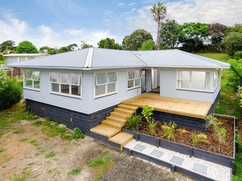 AFFORDABLE 1ST HOME OR HOLIDAY GETAWAY