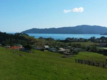 Image 1 of 7