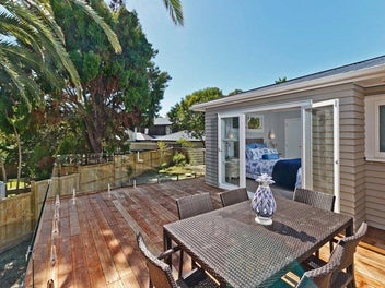 Image 1 of 20