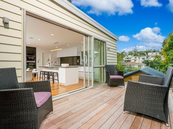 Luxury Urban Retreat – Seaward Side Splendour