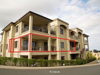 RESORT STYLE LIVING - SOLID CONCRETE