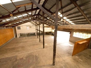 Image 1 of 5