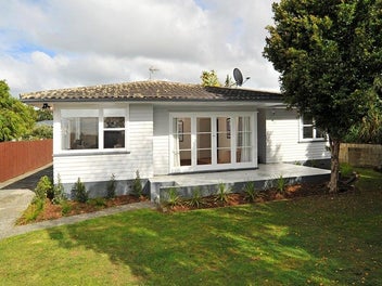 Large family opportunity!