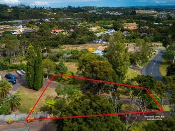 LAND YOURSELF A CHANCE TO BUILD YOUR DREAM HOME!