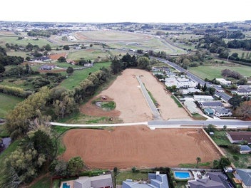 Image 1 of 3