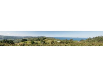 LIVE & BREATHE NATURALLY WITH VIEWS TO BOOT!!
