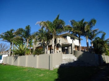 Image 1 of 14