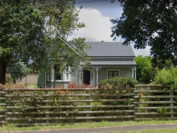 Image 1 of 4
