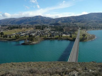 LAKESIDE AT SUNHAVEN