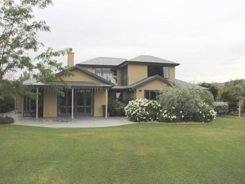 Image 1 of 20