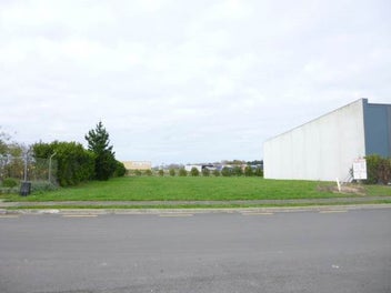 Image 1 of 4