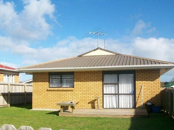 Image 1 of 3