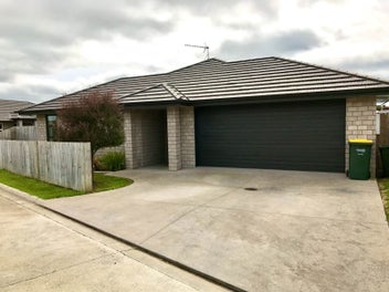 Image 1 of 8