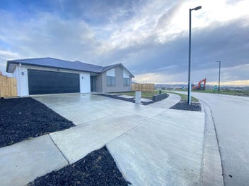 Image 1 of 18