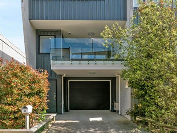 Image 1 of 11
