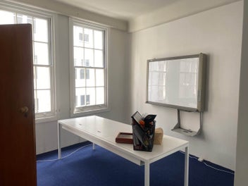 Image 1 of 7