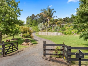 Image 1 of 20