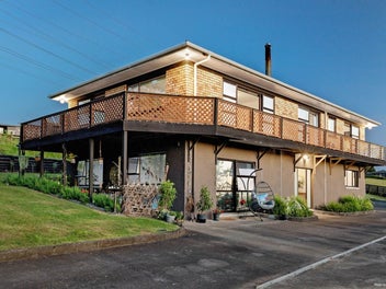 Image 1 of 23