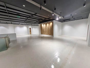 Image 1 of 17