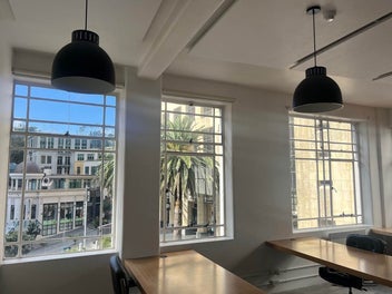 Image 1 of 6