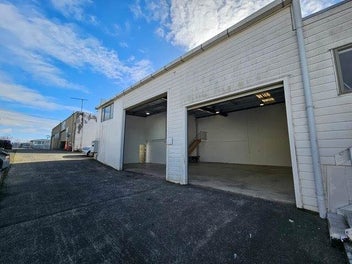 Image 1 of 15