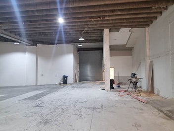 Image 1 of 5