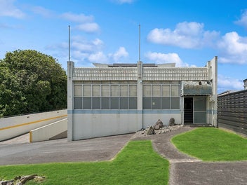 Image 1 of 21