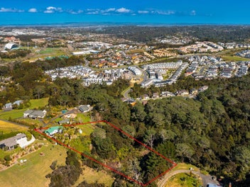 LIVE THE CITY LIFE ON YOUR OWN - 2.5 ACRES