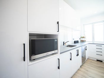 Live the Beach Life in Papamoa - --