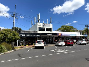 Image 1 of 4