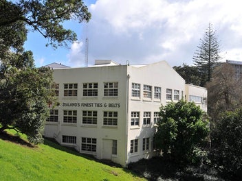 Image 1 of 5