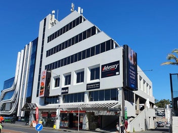 Image 1 of 7