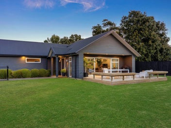 HAVEN STYLE WITH VILLAGE CHARM