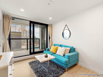 Stylish Urban Retreat Opposite SkyCity