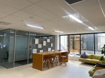 Image 1 of 6
