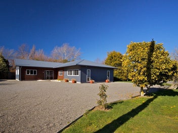 Image 1 of 7
