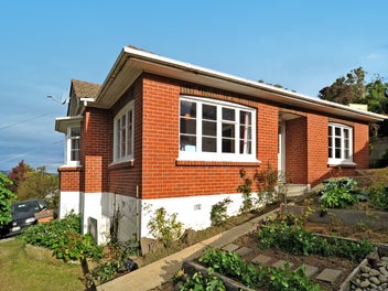 Image 1 of 18