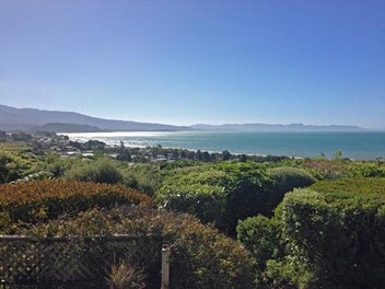 Bay Vista Beauty