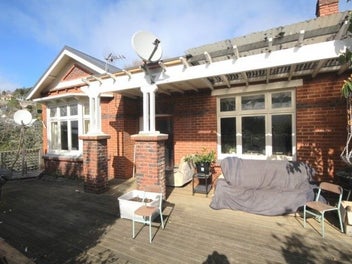 Solid 3 Bedroom Brick Home Solid 3 Bedroom